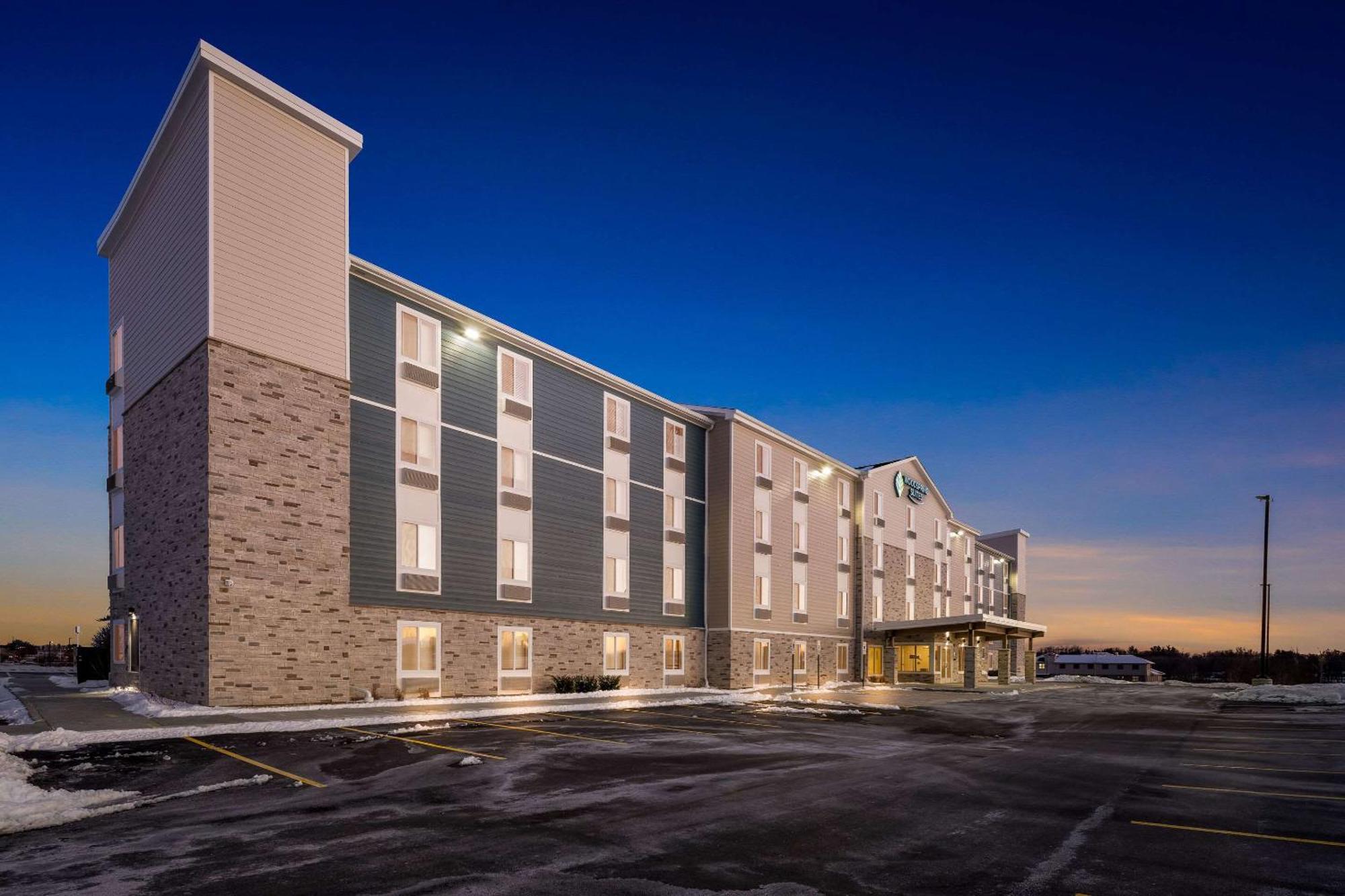 Woodspring Suites Loves Park - Rockford المظهر الخارجي الصورة